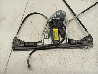 ELEVALUNAS DELANTERO IZQUIERDO MERCEDES-BENZ CLAS