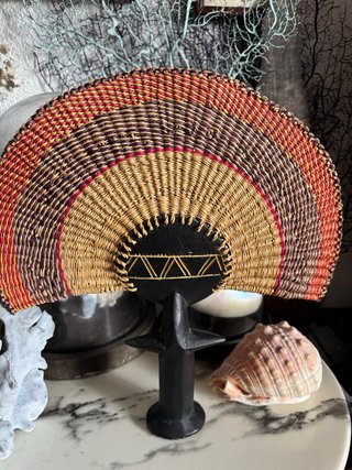 Muñeca Ashanti abanico decorativo