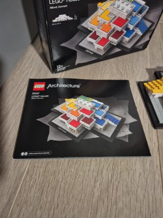 LEGO Architecture 21037 LEGO House