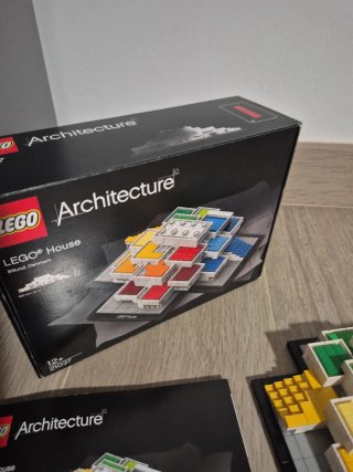 LEGO Architecture 21037 LEGO House