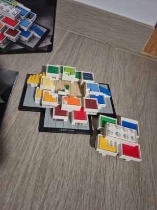 LEGO Architecture 21037 LEGO House