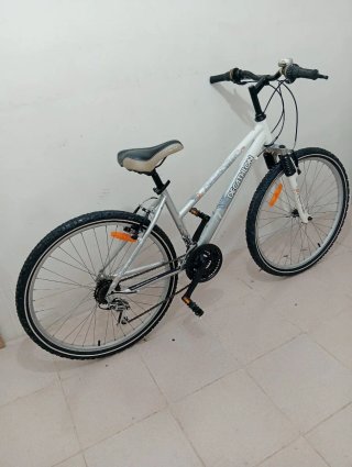 Bicicleta aluminio Decathlon 26"