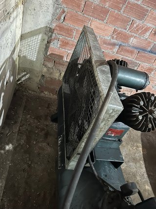 Compresor de aire trifásico