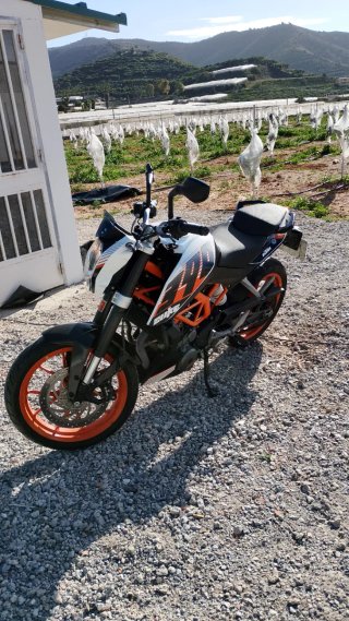 Vendo KTM 390 duke