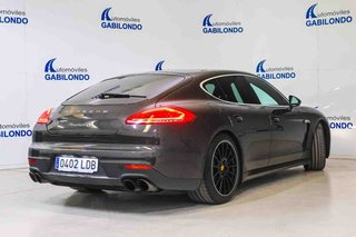 Porsche Panamera 3.0 4S **Techo solar**