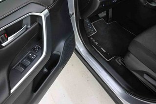 Toyota Rav4 2.5l 220H Advance