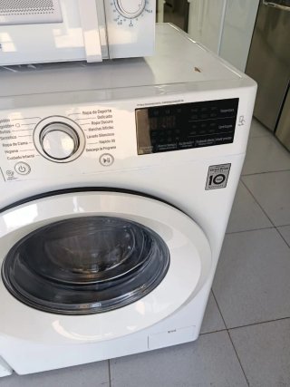 Lavadora LG Inverter Direct Drive 9kg Con Garantía