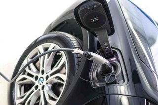 BMW X2 xDrive25e Business Design