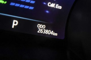 Toyota Camry 2.5 220H Advance