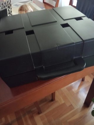 Máquina de escribir negra