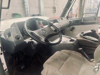 Furgoneta Mercedes MB100