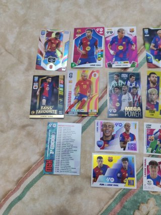 16 Cromos Panini Lamine Yamal