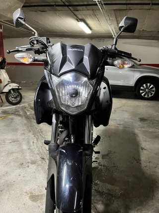 Honda CB125F Negra