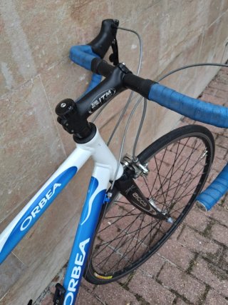 Bicicleta Orbea Carretera Shimano Azul/Blanca