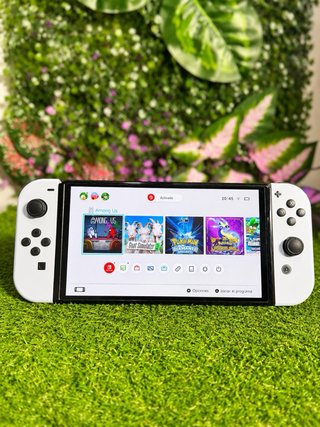 IMPOLUTA! Nintendo Switch OLED