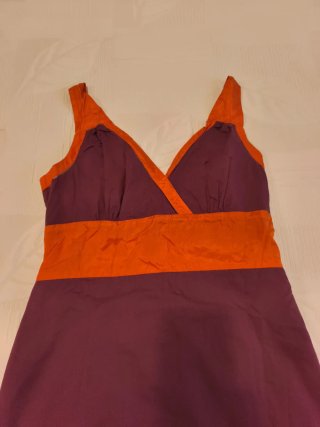 Vestido granate y naranja talla 40. Con cremallera