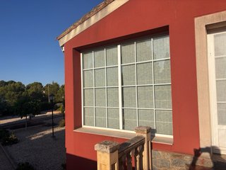 Ventanas y puerta de cristal