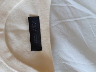 Camiseta Zara Beige Manga Corta
