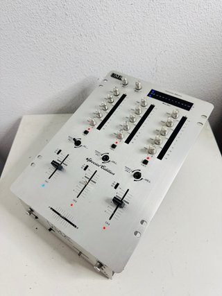Mesa de mezclas DJ Gemini UMX Special Edition