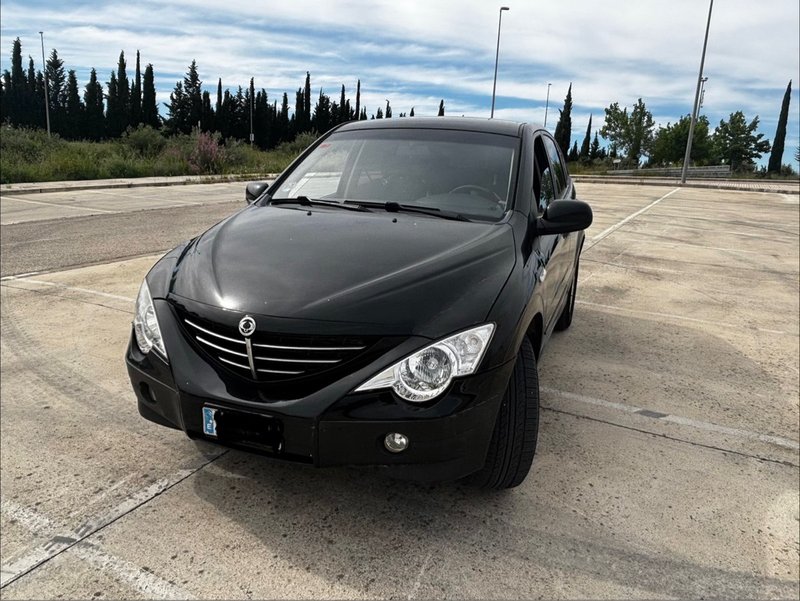 2 SsangYong Actyon 4x4 y otro igual para despiece - foto 1