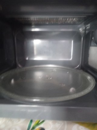 Microondas KOENIC con grill