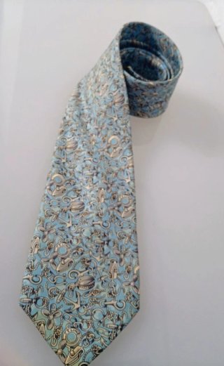 Corbata Celine .
