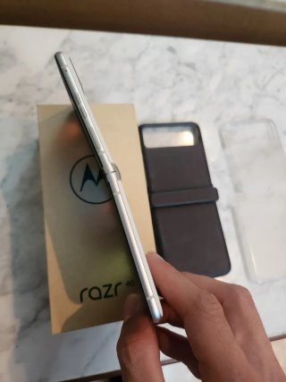 Motorola Razr 40