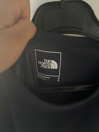 Camiseta The North Face Negra Talla S