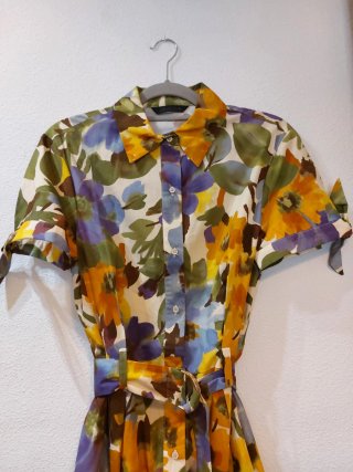 Vestido ZARA flores camisero