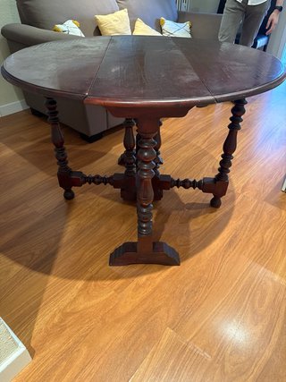 Mesa redonda vintage de madera