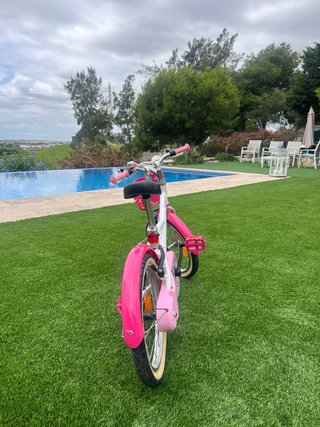 Bici Niña B'Twin 16 Decathlon + Cesta Rosa