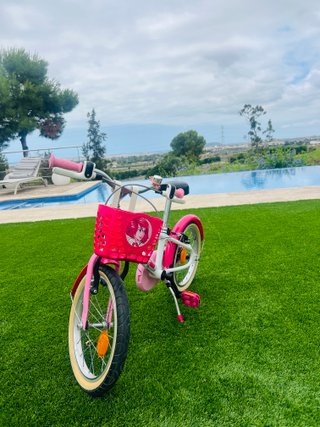 Bici Niña B'Twin 16 Decathlon + Cesta Rosa