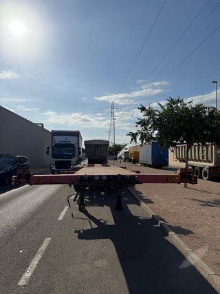 Portacontenedores extensible
