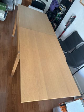 Mesa de comedor de madera maciza