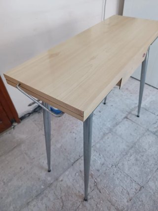Mesa extensible madera y metal