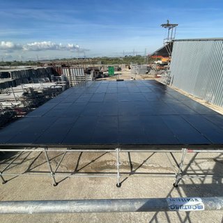 Escenario modular negro