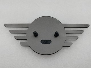 LOGO TRASERO MINI F60 NEGRO OEM 51142465238