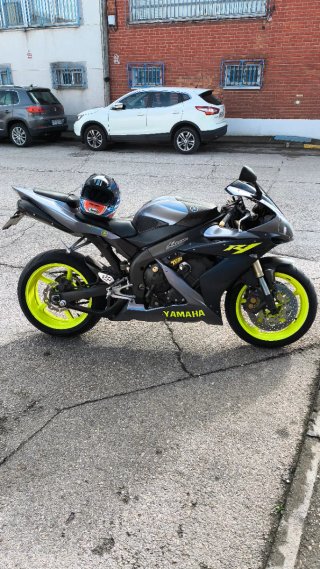 Yamaha R1 2004 Gris/Amarillo