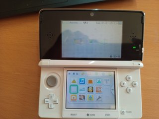 Nintendo 3 DS - 3 juegos y estuche incluidos