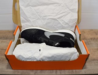 Zapatillas de fútbol sala de hombre NIKE, negras