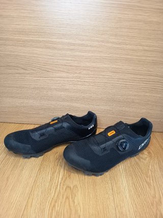 Zapatillas DMT KM4 Negras