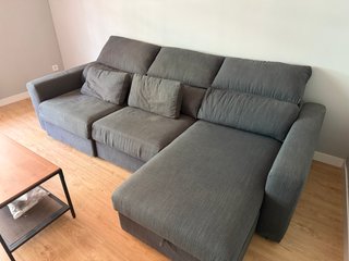 Sofá-cama 3 plazas con almacenaje y chaiselongue.