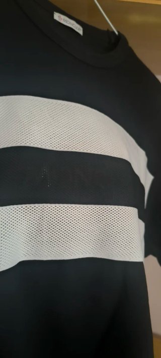 Camiseta Moncler Negra Talla L hombre original