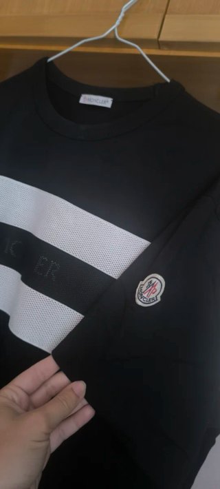 Camiseta Moncler Negra Talla L hombre original