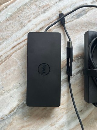 Dell D6000 Docking Station