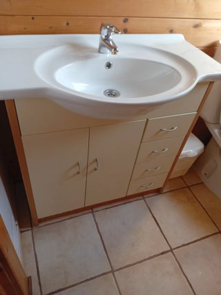 Mueble de baño doble con lavabos
