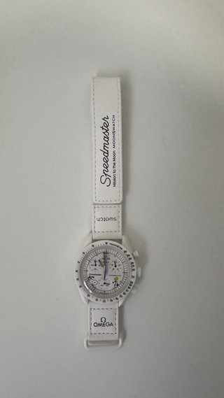 Swatch x Omega Snoopy Bianco