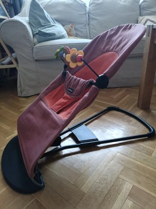 Hamaca BabyBjorn con juguete