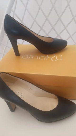 Zapatos de salón negros amaRu talla 36