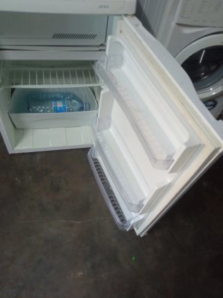Nevera mini blanca